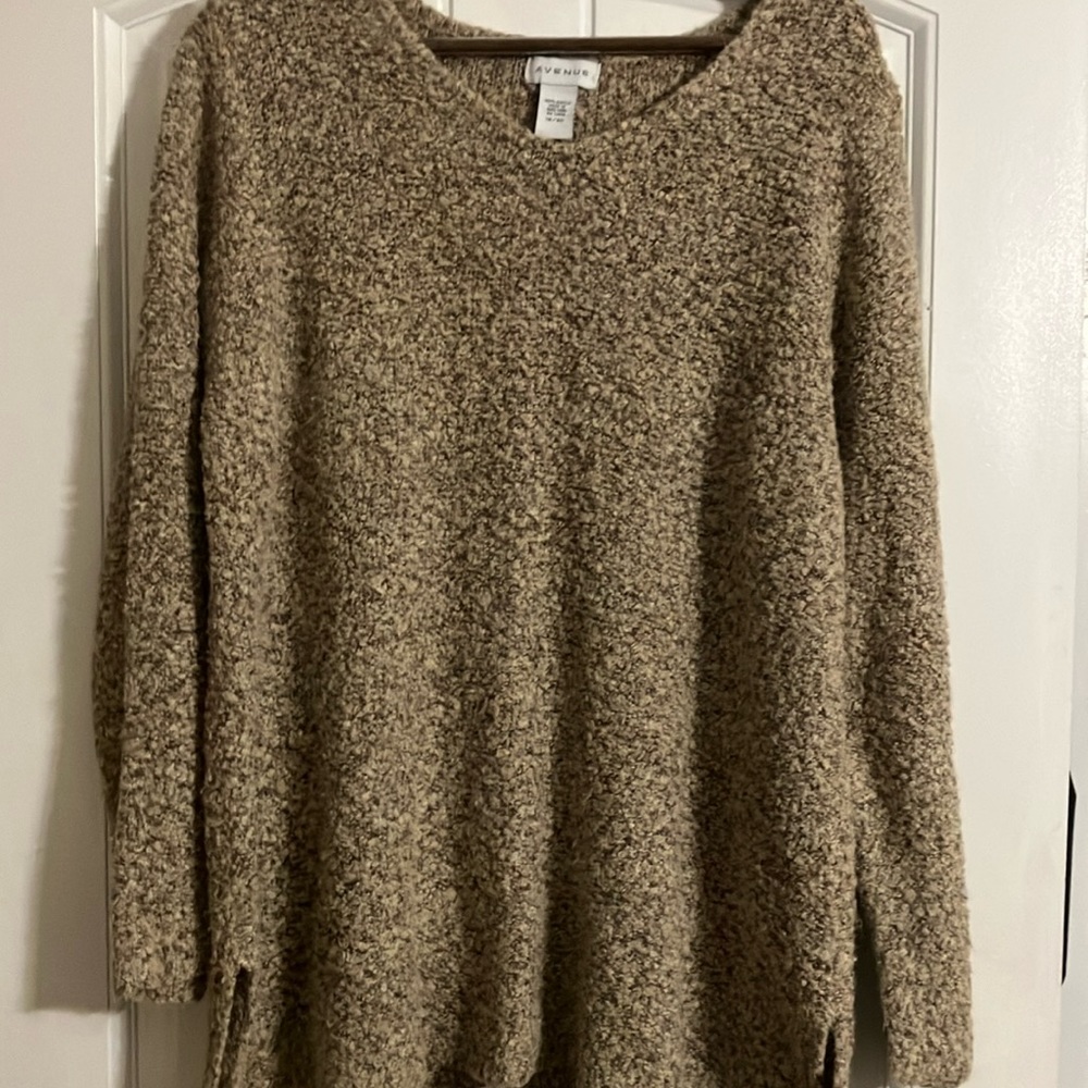 Avenue sweater